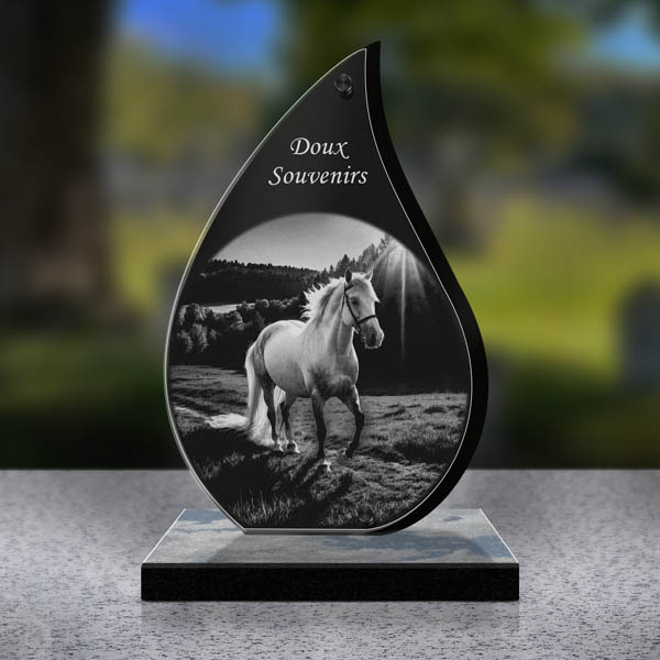 plaque funéraire cheval