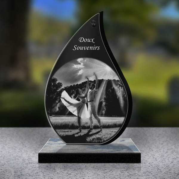 plaque funéraire danceurs